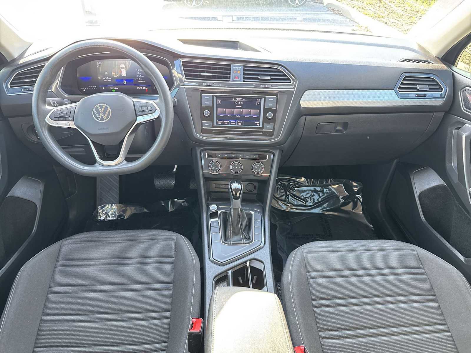 Certified 2023 Volkswagen Tiguan S FWD image 22