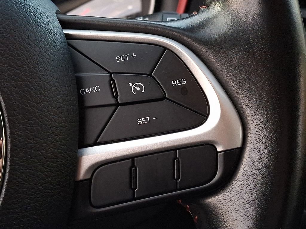 Used 2020 Jeep Compass Trailhawk image 19