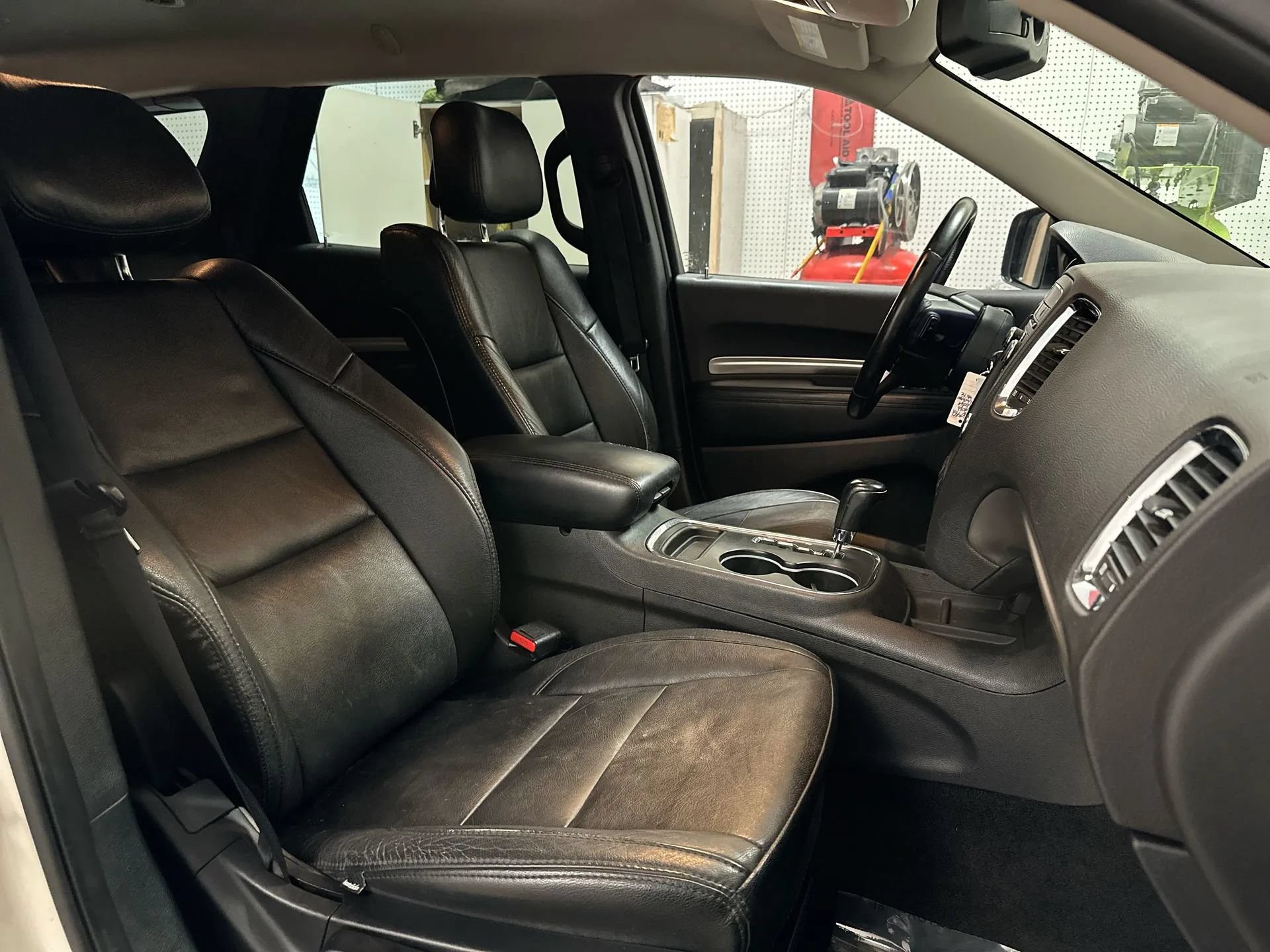 Used 2012 Dodge Durango SXT AWD/4WD image 26