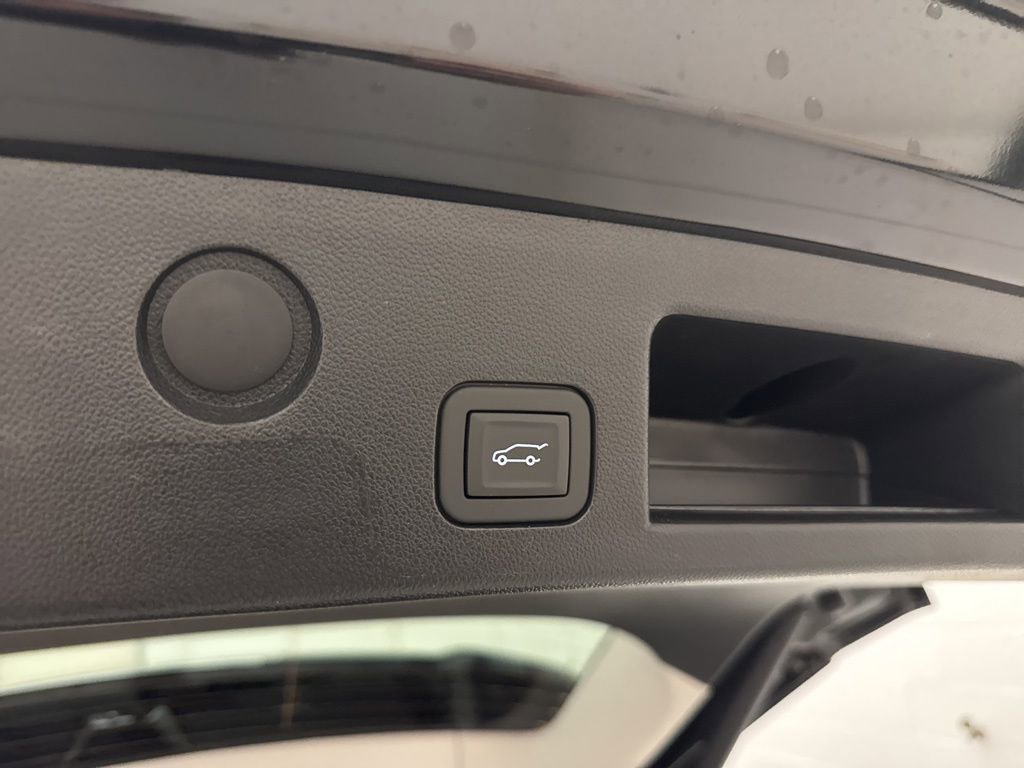 New 2026 GMC Terrain Denali image 8