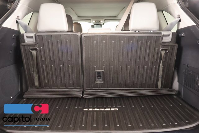 Certified 2021 Toyota Highlander Platinum AWD/4WD image 28