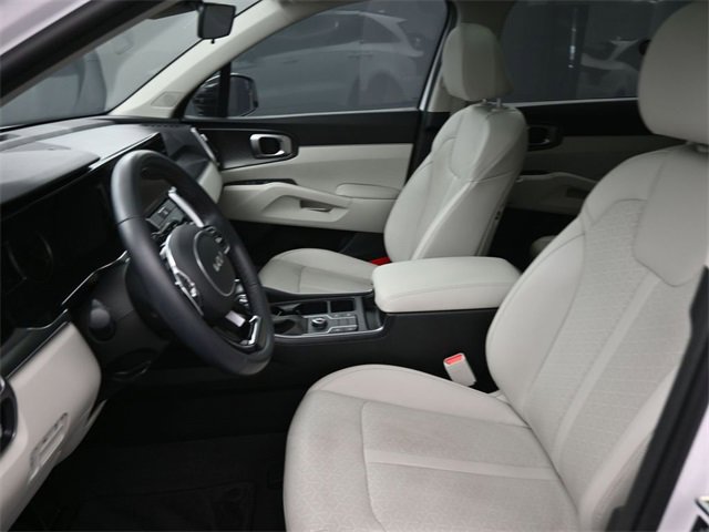 Used 2023 Kia Sorento S w/ Panoramic Sunroof Package image 19