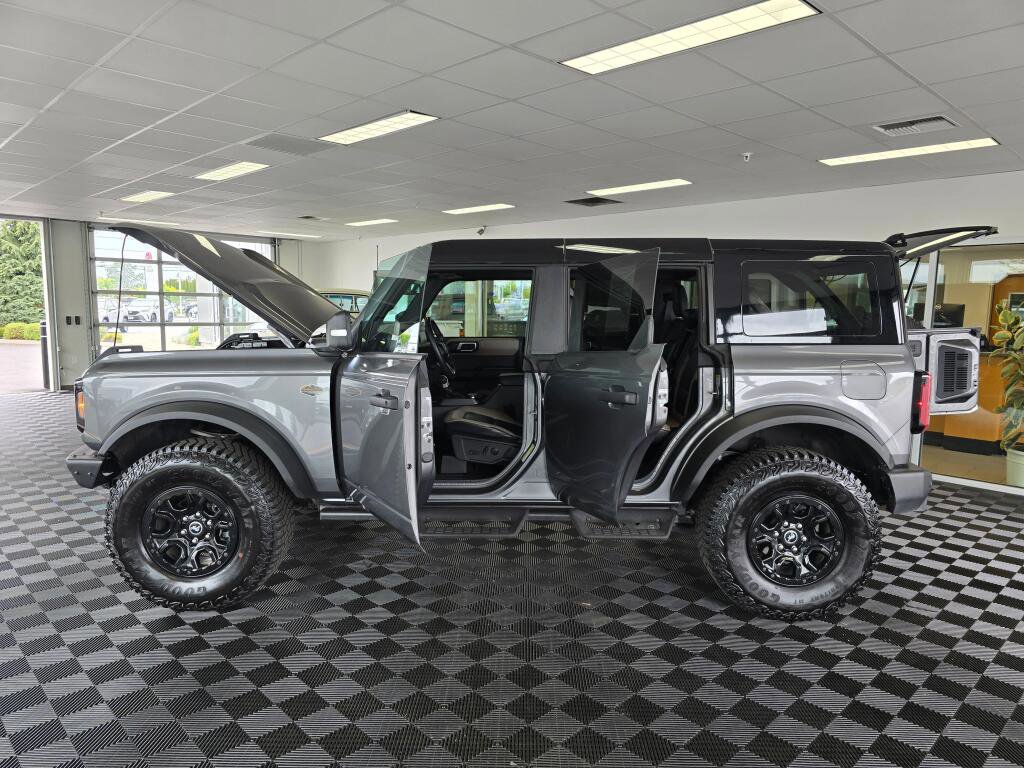 Used 2024 Ford Bronco Wildtrak AWD/4WD image 16