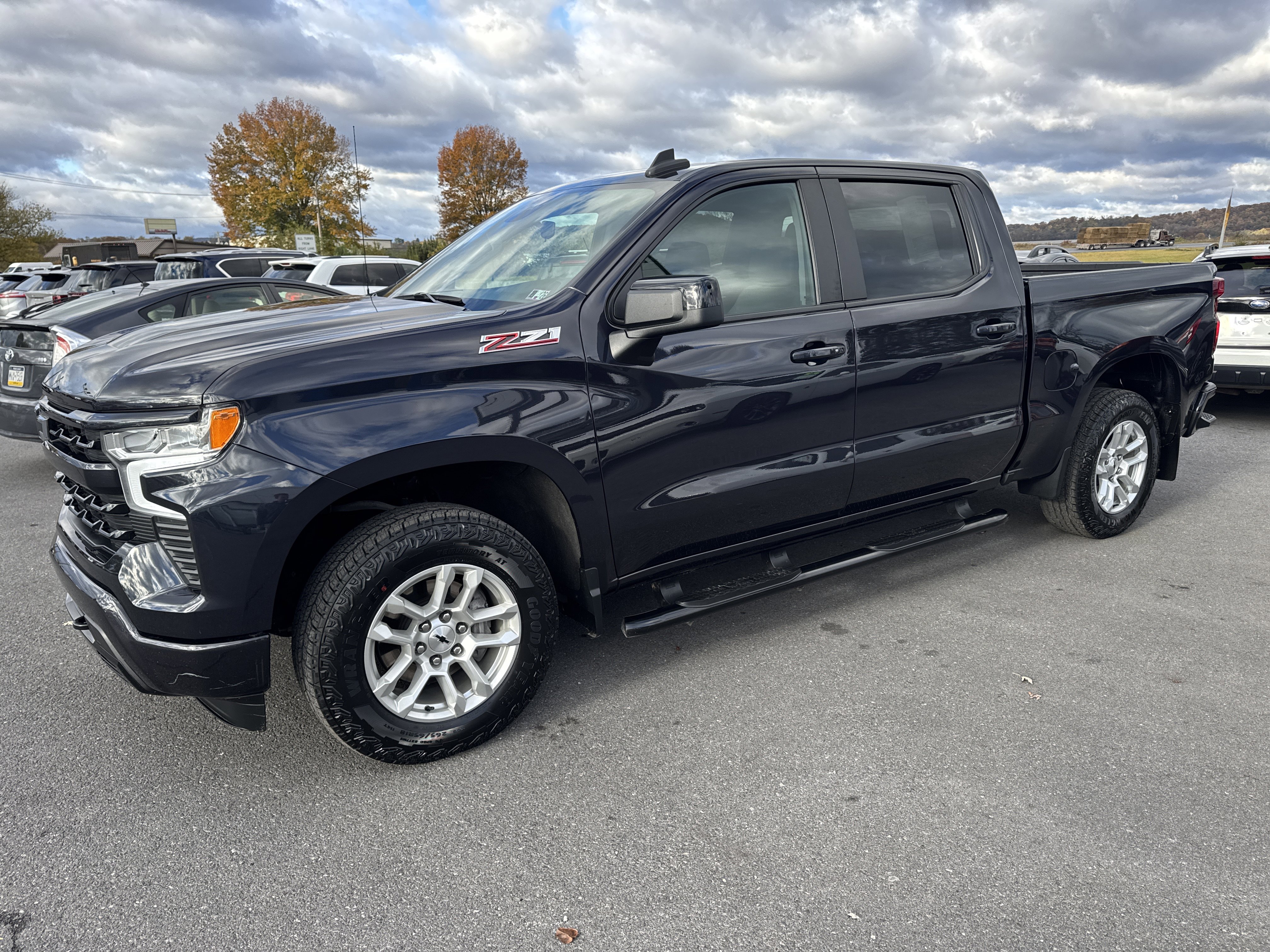 Used 2022 Chevrolet Silverado 1500 RST w/ Z71 Off-Road Package image 7