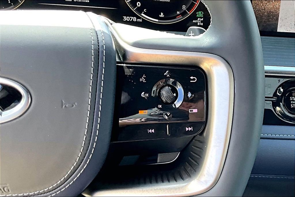 Used 2026 INFINITI QX80 4WD w/ Sport Exterior Package image 25