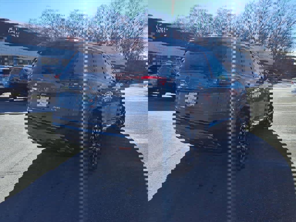 Certified 2023 Nissan Rogue SL w/ SL Premium Package image 5