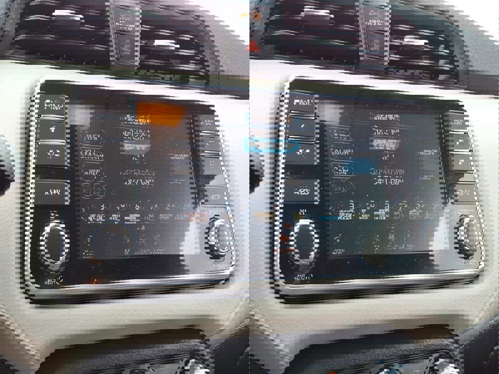 Used 2021 Nissan Versa SV FWD image 9