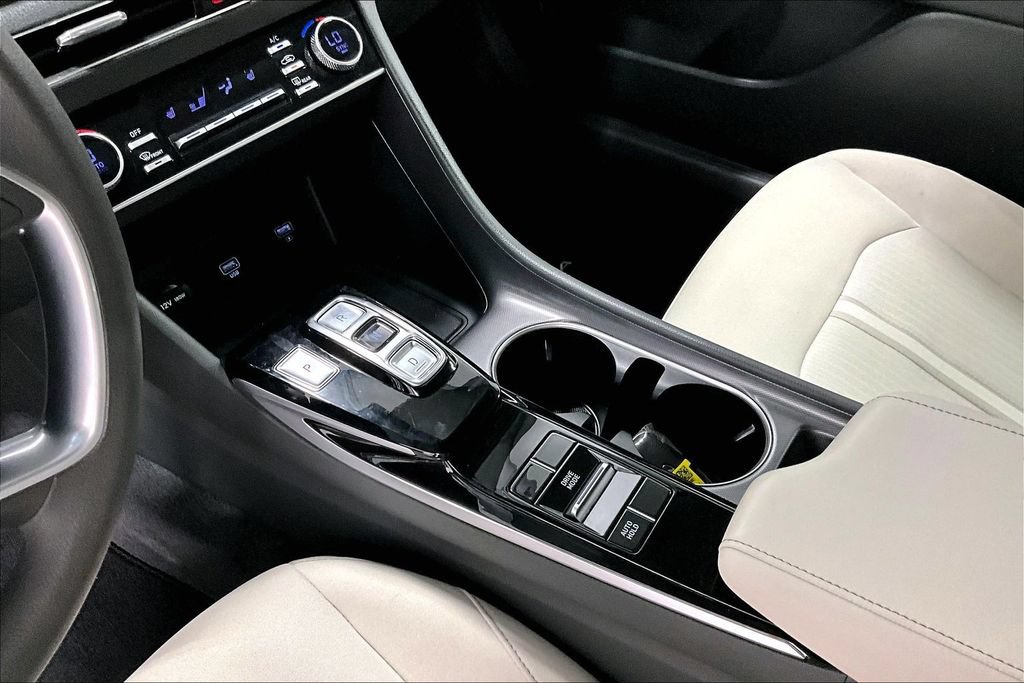Used 2023 Hyundai Sonata SEL FWD image 17