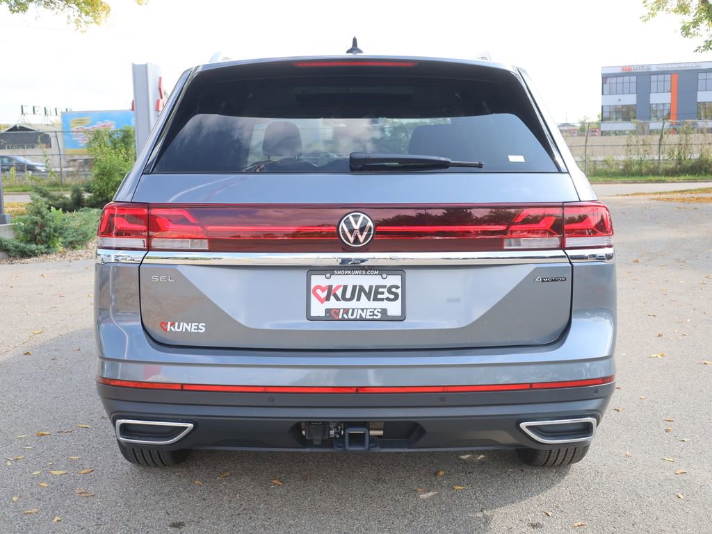 Used 2025 Volkswagen Atlas SEL image 8