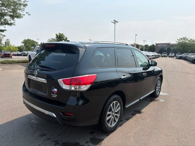 Used 2016 Nissan Pathfinder S AWD/4WD image 8