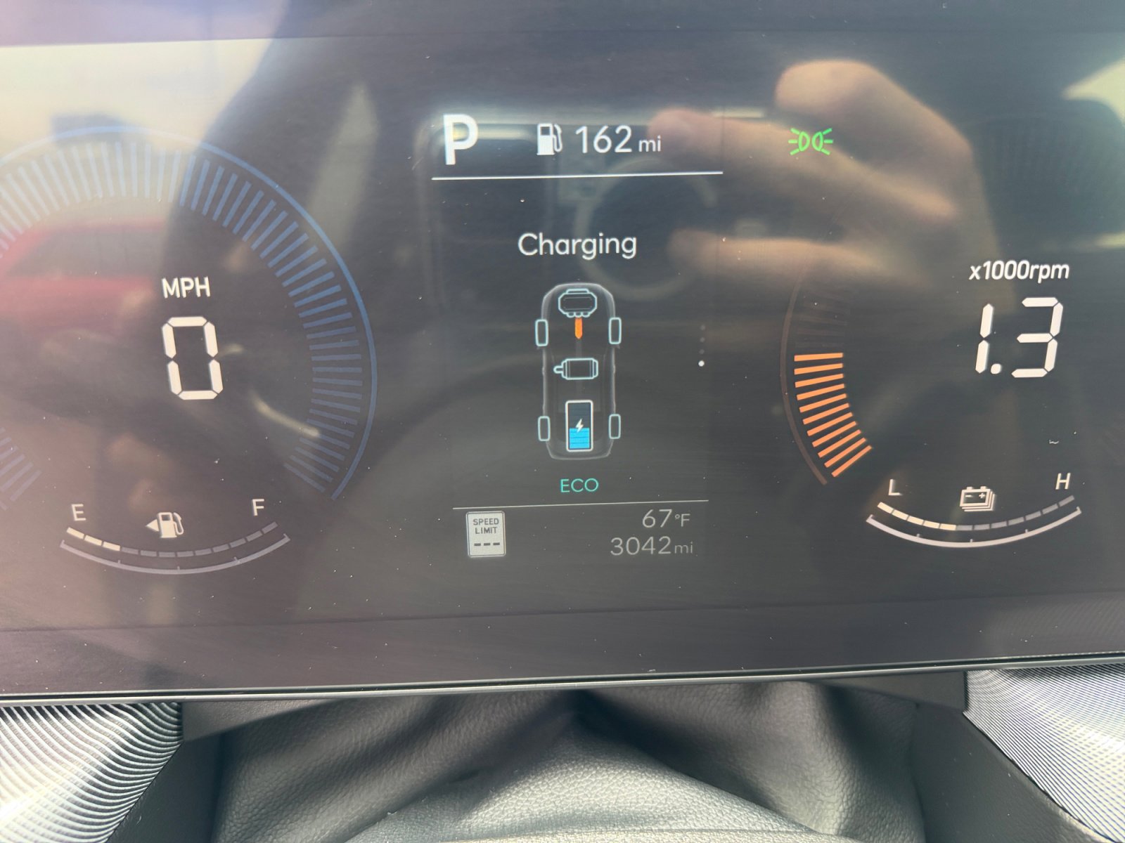 Used 2025 Hyundai Sonata SEL FWD image 11