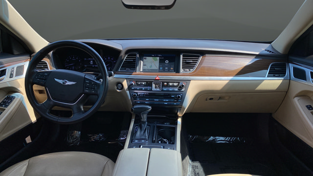 Used 2018 Genesis G80 3.8 RWD image 12