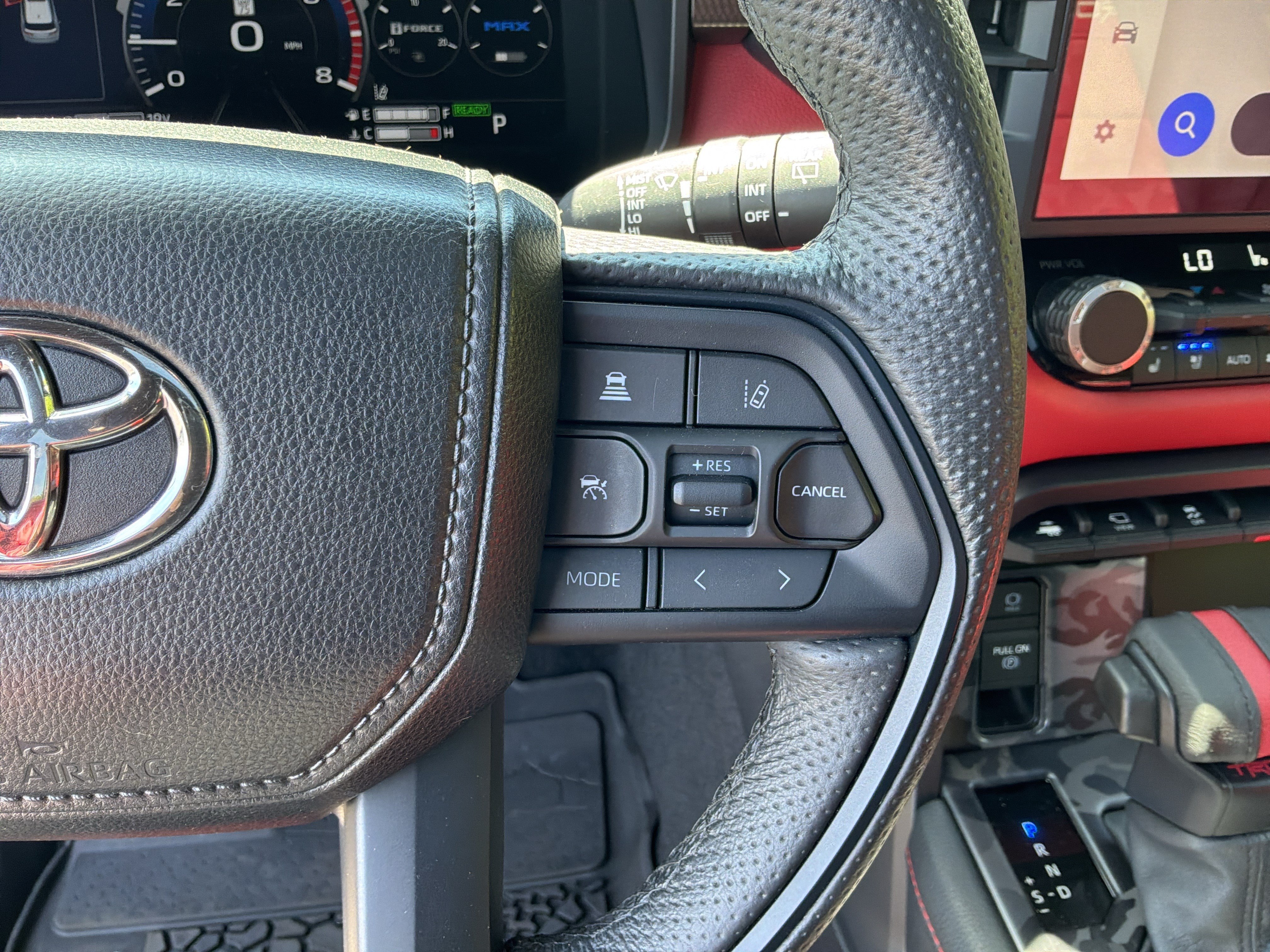 Used 2025 Toyota Sequoia TRD Pro AWD/4WD image 20