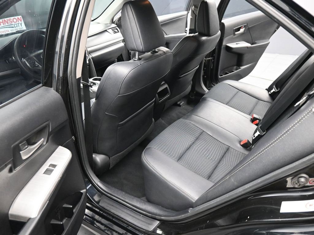 Used 2013 Toyota Camry SE image 20