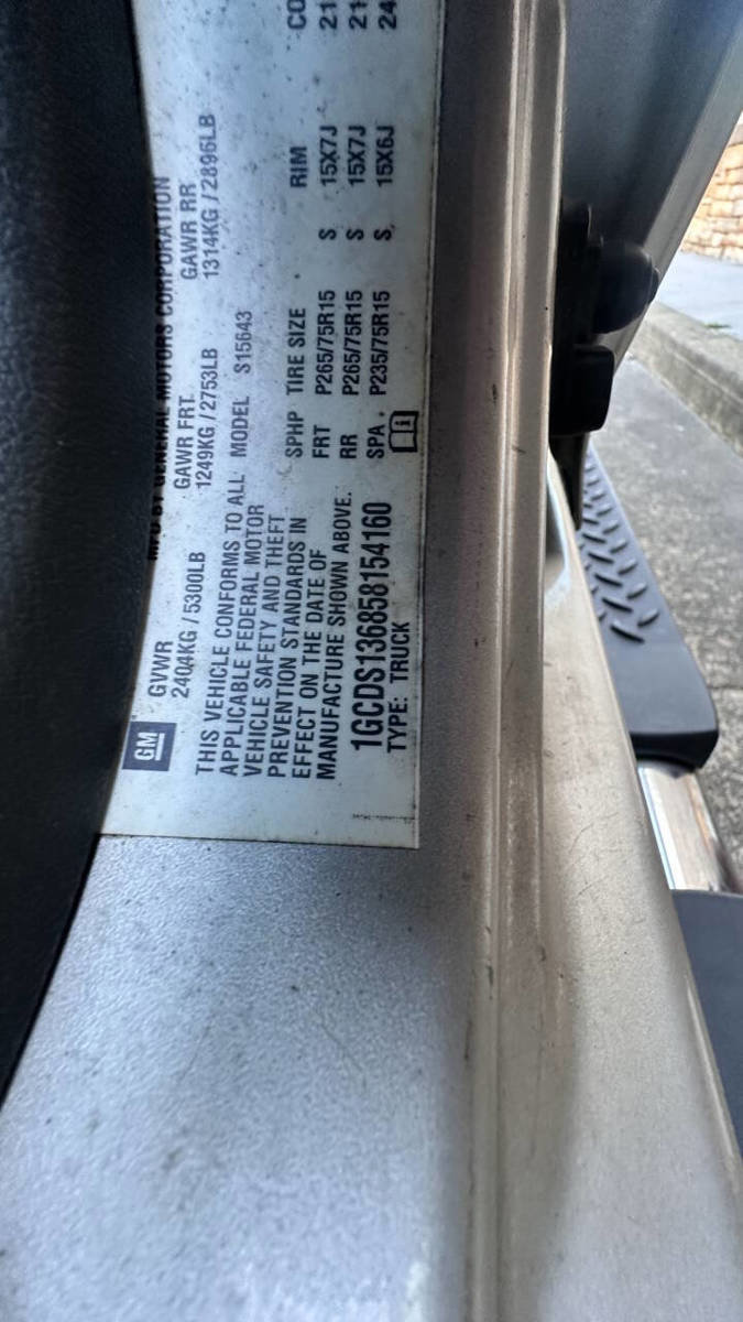 Used 2005 Chevrolet Colorado LS image 19