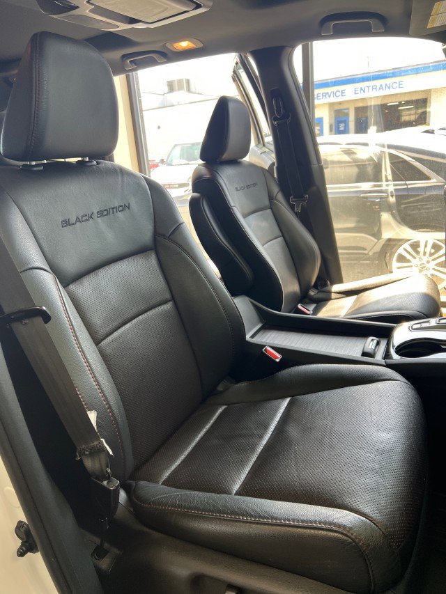 Used 2021 Honda Pilot Black Edition image 14