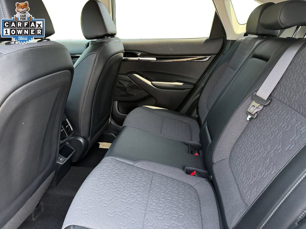 Certified 2025 Nissan Murano SV w/ Cargo Package AWD/4WD image 14