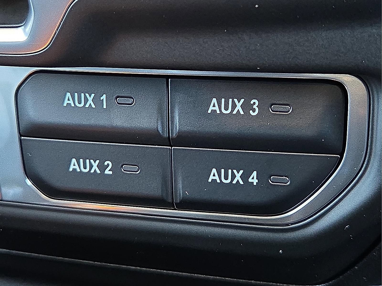 New 2026 Jeep Wrangler Unlimited Rubicon w/ Xtreme 35 Tire Package image 20