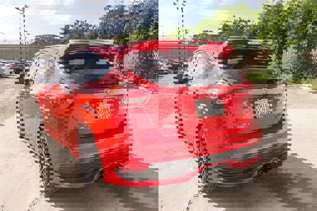 Used 2016 Ford Focus ST w/ Equipment Group 402A image 7