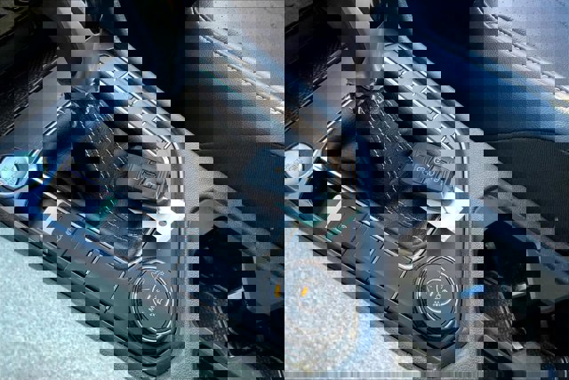 Used 2022 Volkswagen Tiguan SE image 11