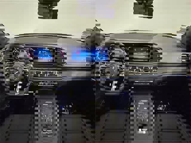 Certified 2025 Mercedes-Benz GLS 450 4MATIC image 15