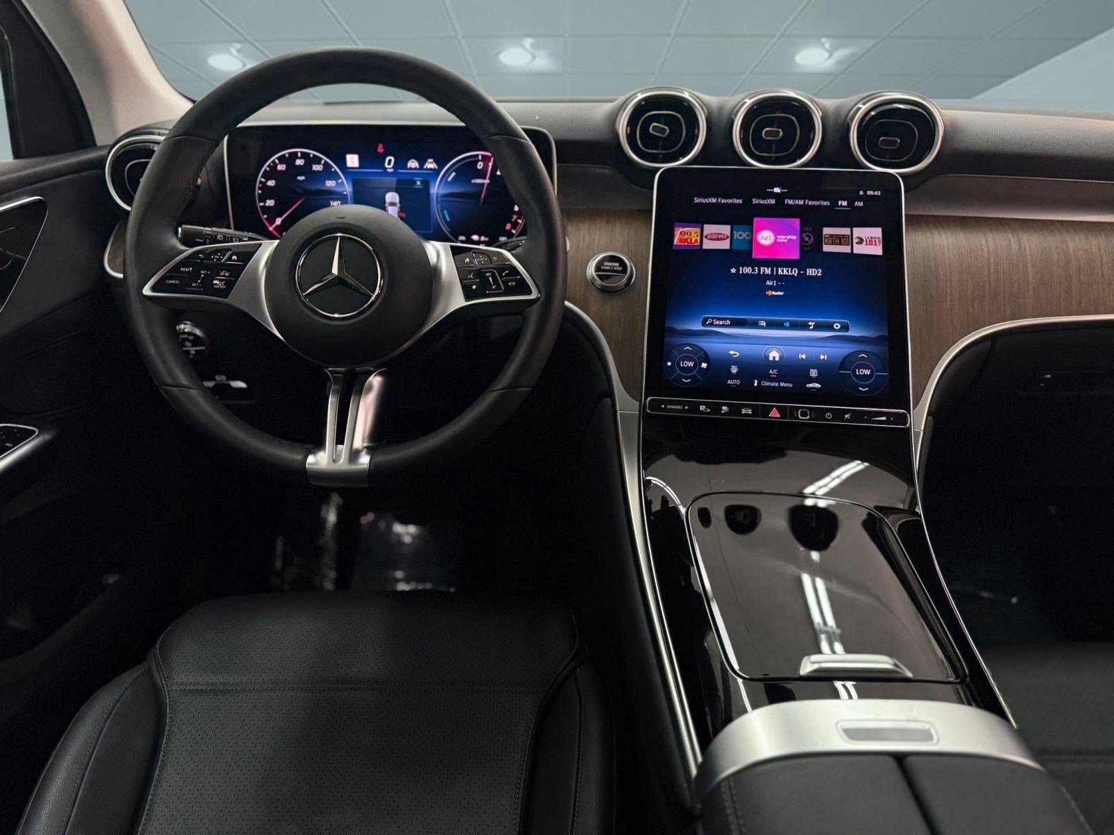 Certified 2025 Mercedes-Benz GLC 350e 4MATIC image 29