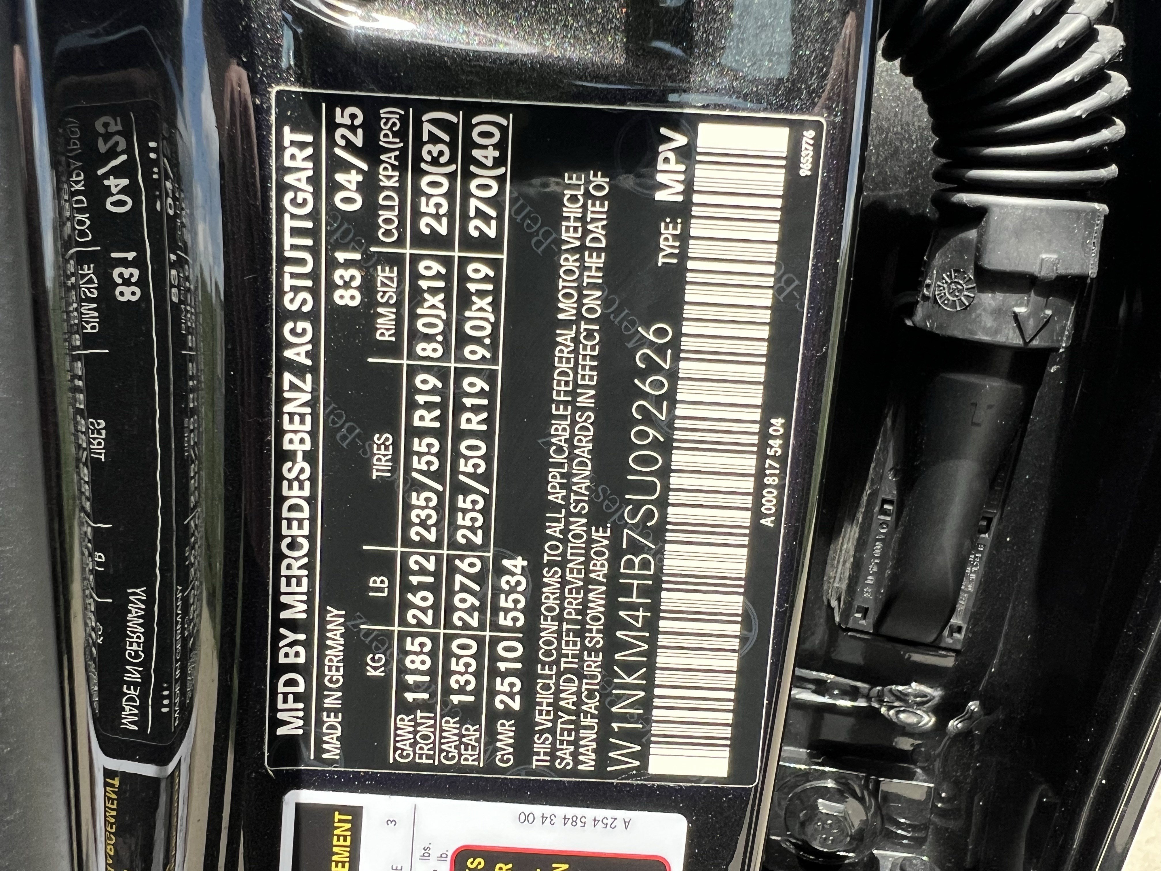 Certified 2025 Mercedes-Benz GLC 300 4MATIC w/ AMG Line image 37