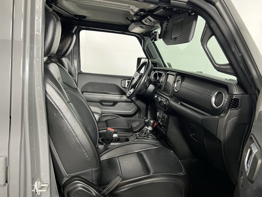 Certified 2022 Jeep Wrangler Unlimited Sahara w/ LED Lighting Group image 32