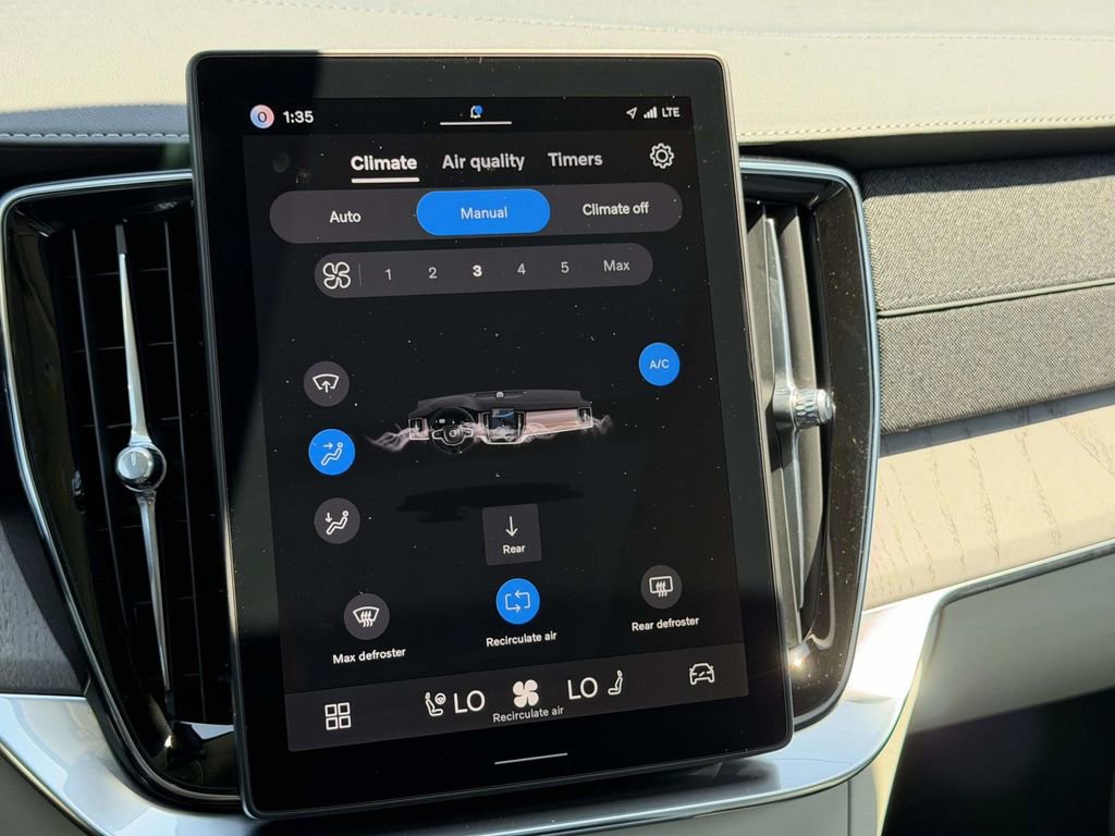 New 2026 Volvo XC90 B6 Ultra w/ Protection Package Premier AWD/4WD image 5