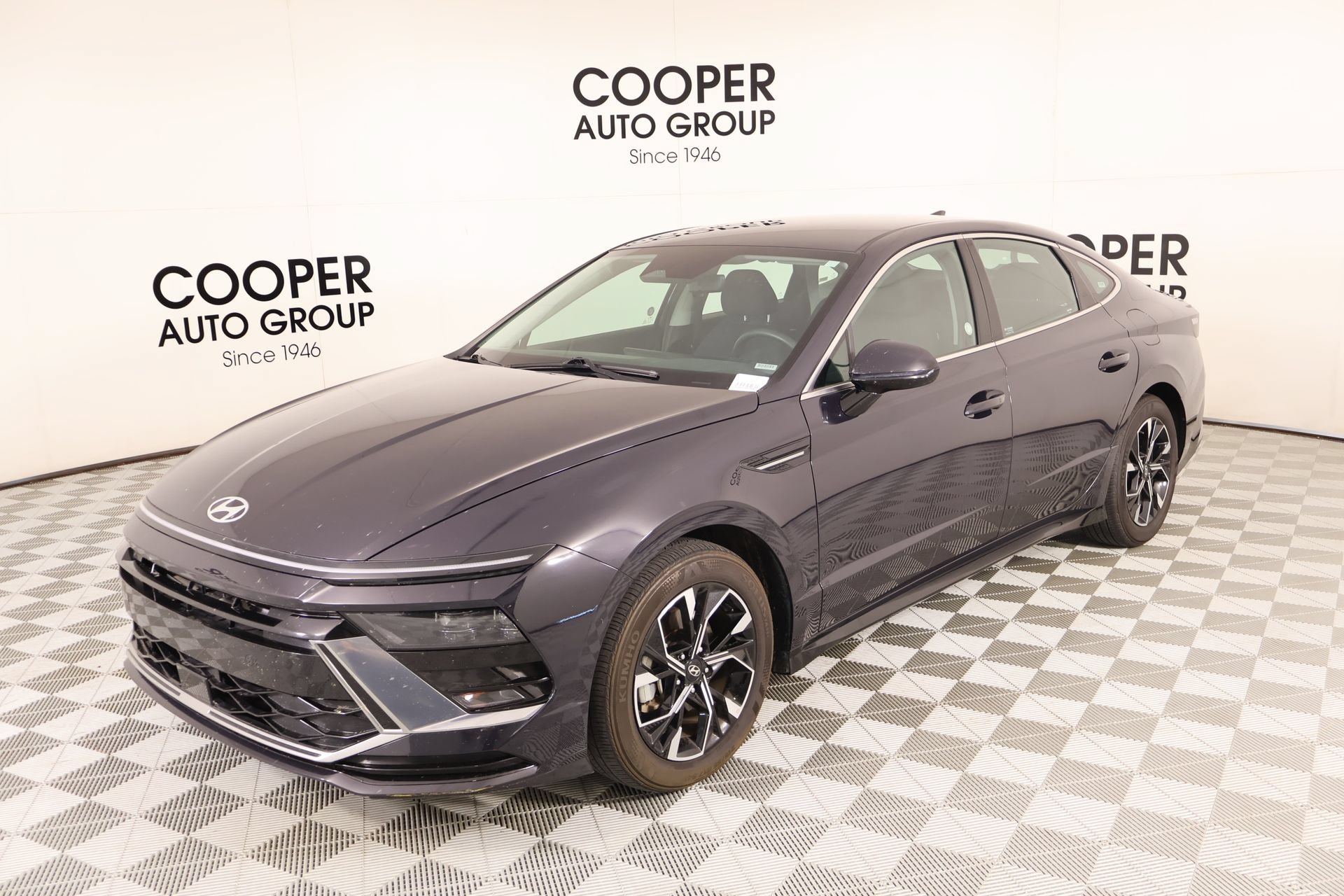 Used 2025 Hyundai Sonata SEL FWD image 9