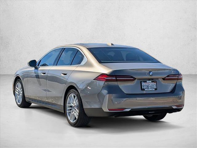 Used 2025 BMW 530i image 7