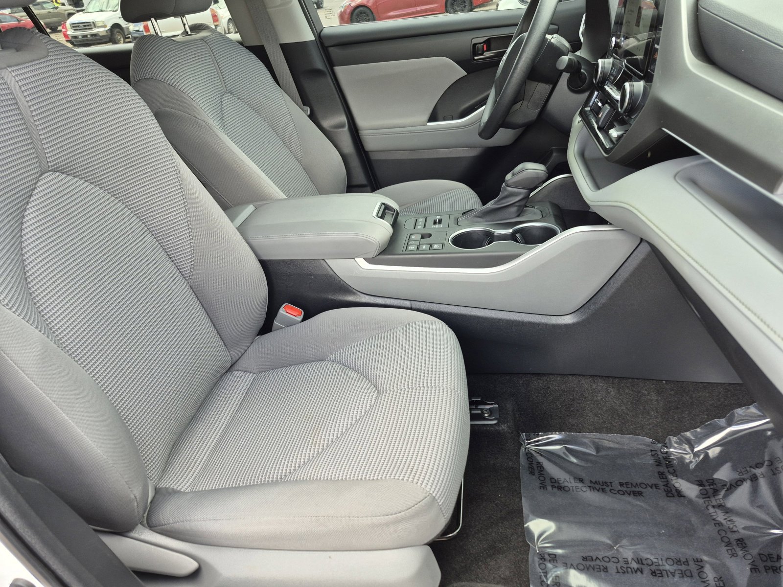 Used 2023 Toyota Highlander L image 22