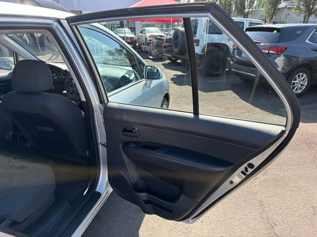 Used 2009 Kia Rondo LX FWD image 21