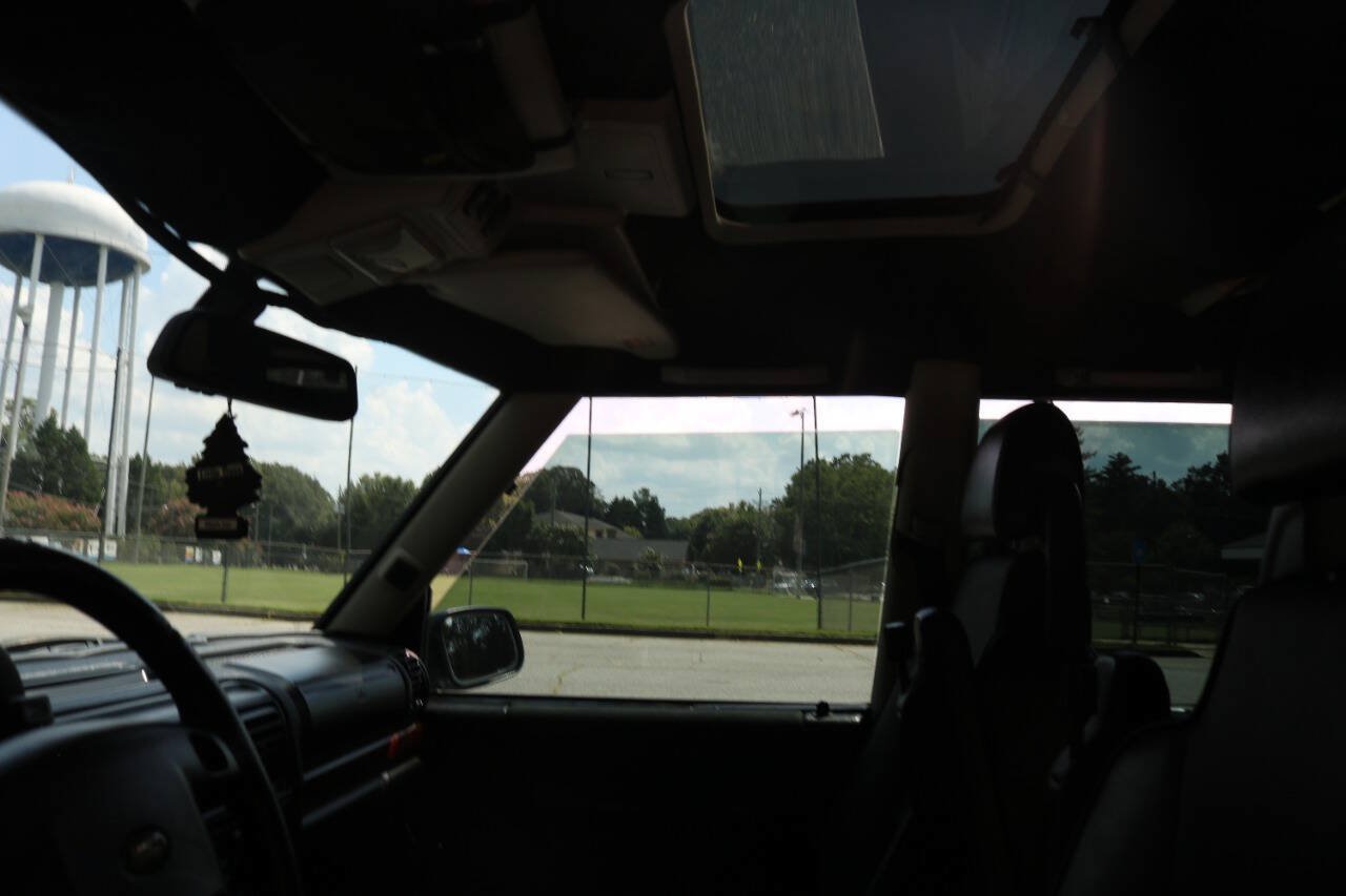 Used 2004 Land Rover Discovery HSE AWD/4WD image 13