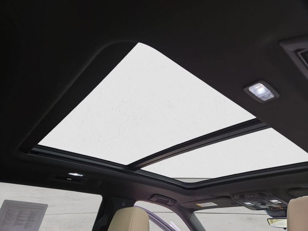 Certified 2023 Cadillac Escalade Premium Luxury w/ LPO, Illumination Package image 19