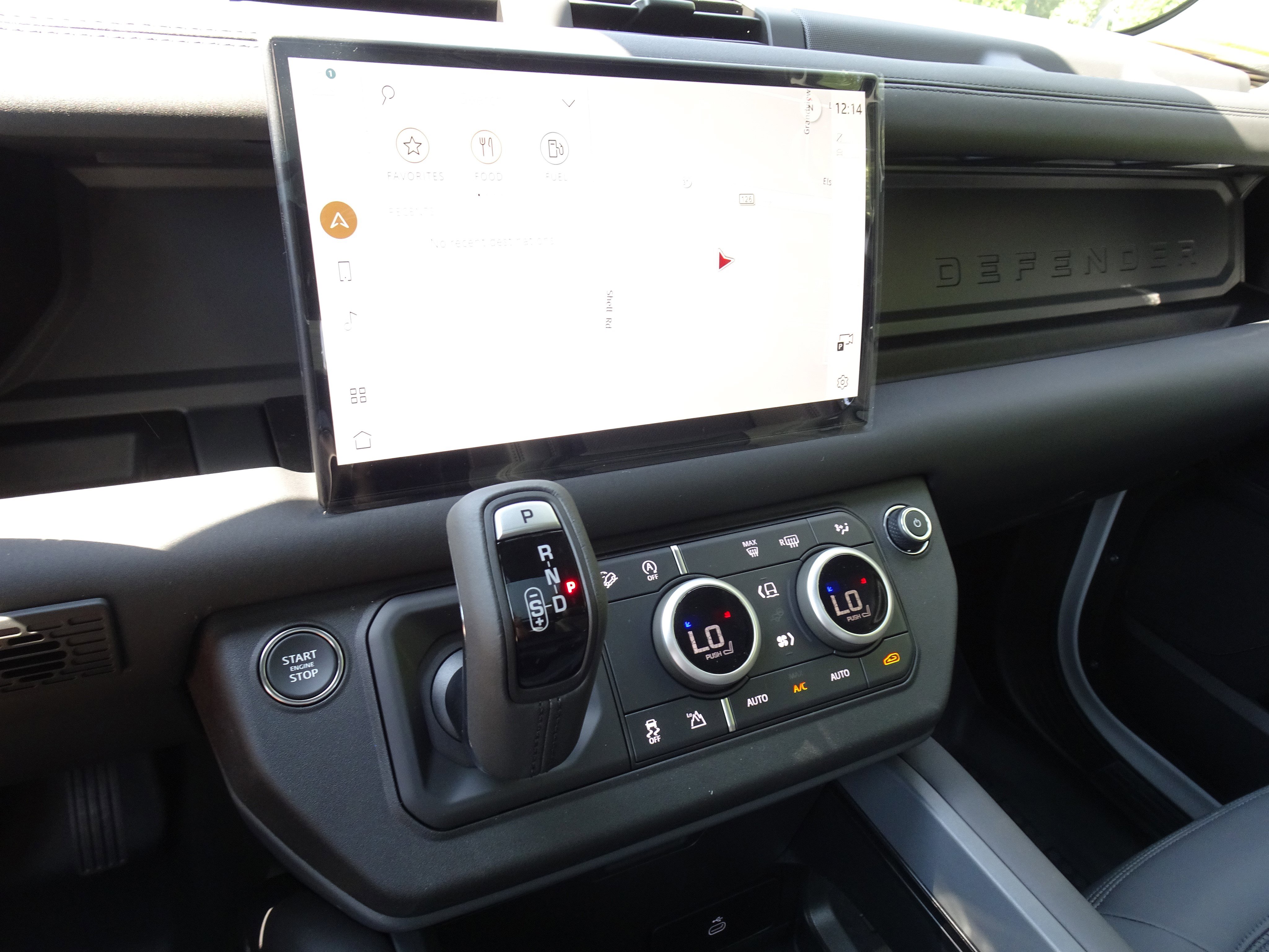 New 2025 Land Rover Defender 110 S image 13