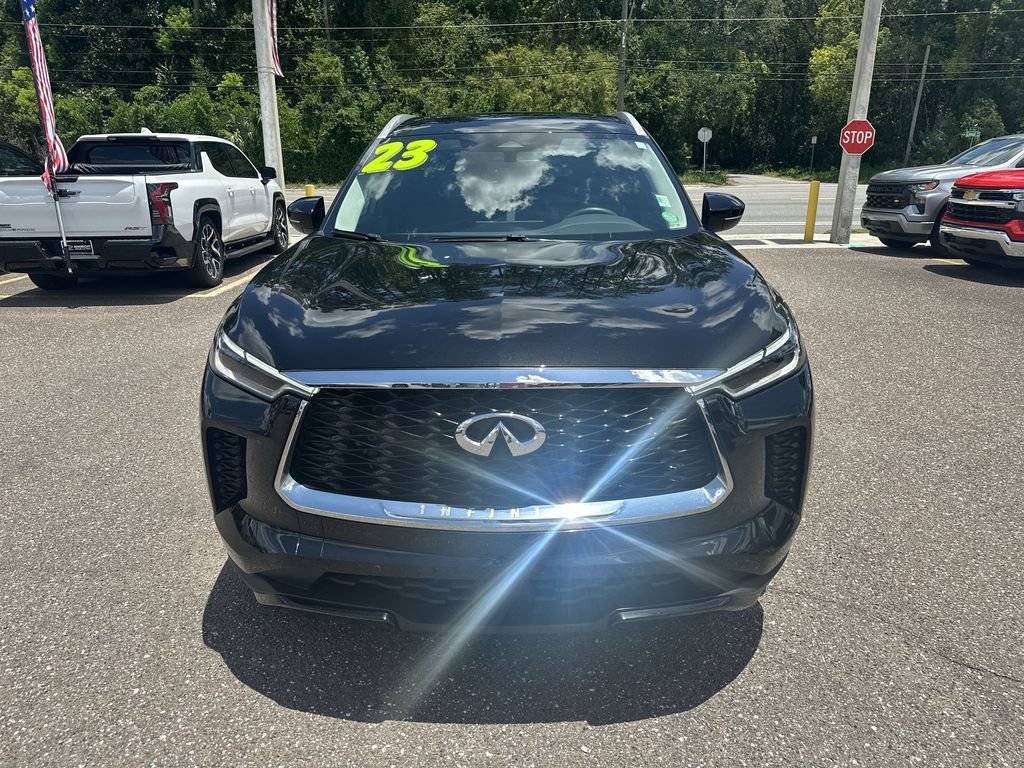 Used 2023 INFINITI QX60 Luxe w/ Cargo Package FWD image 11