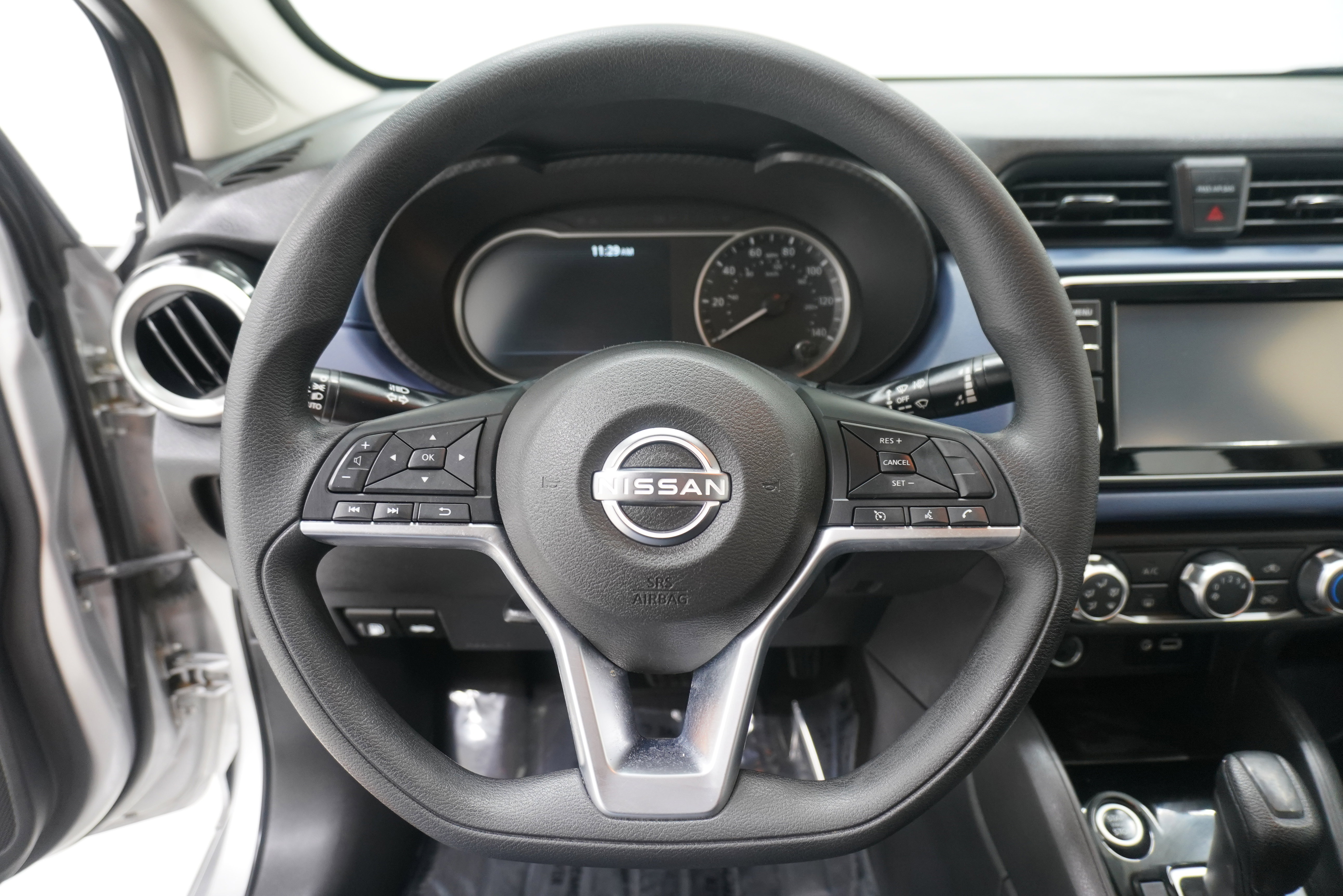 Used 2023 Nissan Versa SV FWD image 15
