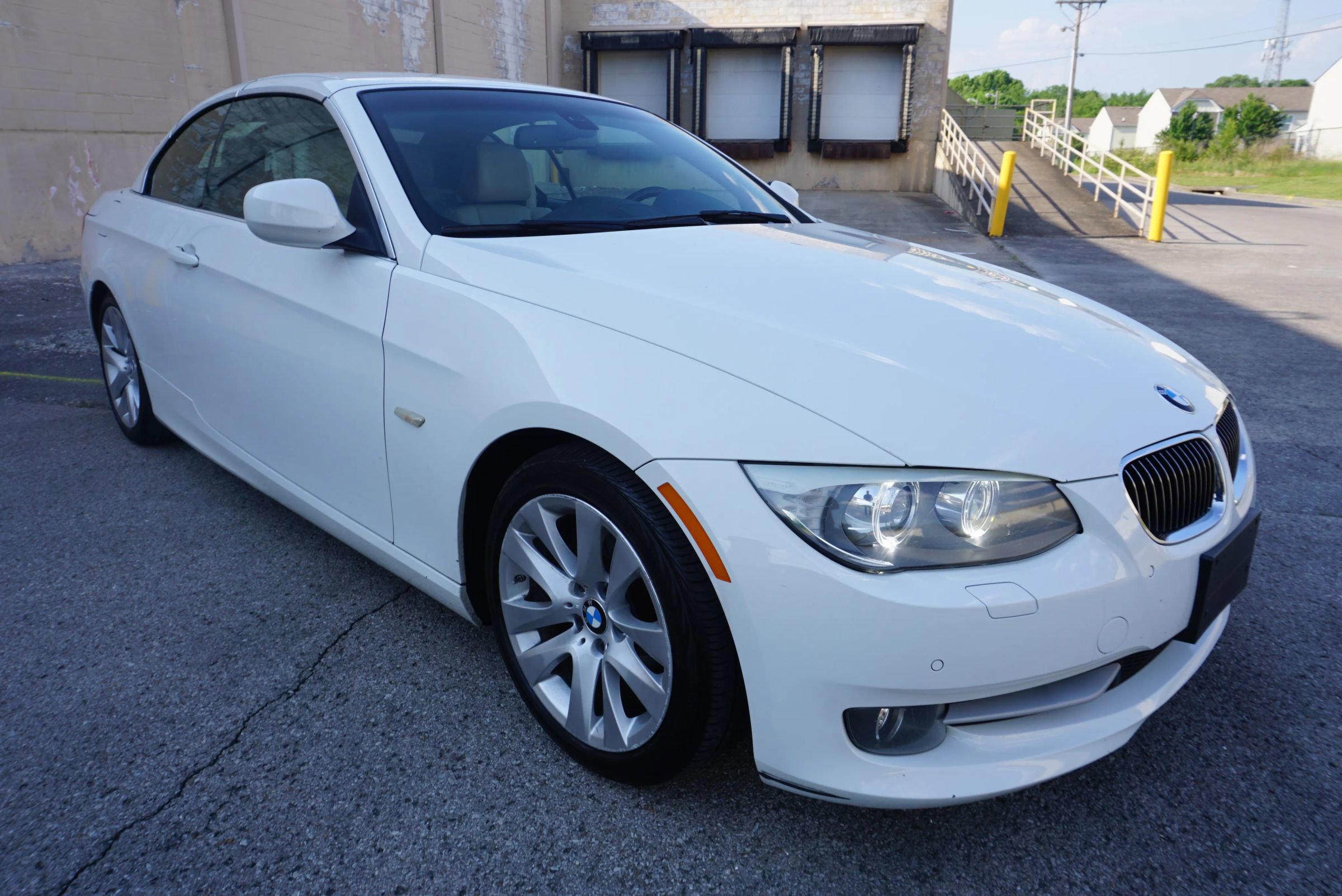 Used 2013 BMW 328i Convertible RWD image 5