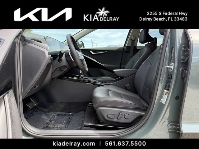 Certified 2024 Kia Niro SX Touring FWD image 17