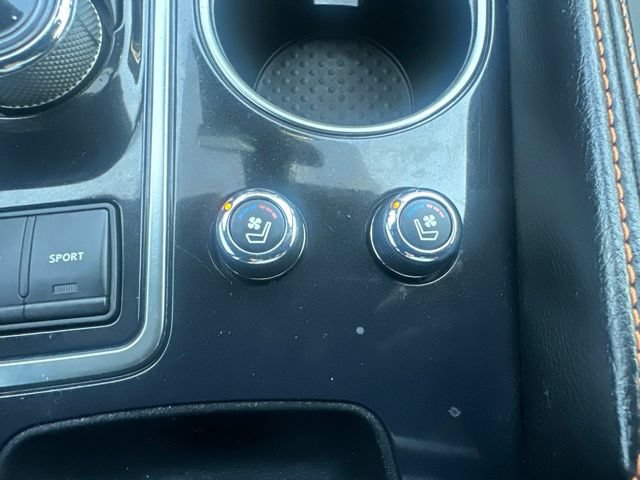 Used 2023 Nissan Maxima SR w/ Sport Mat Group FWD image 35