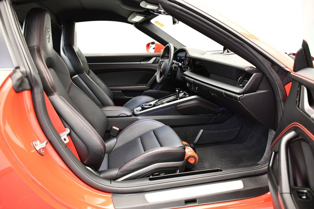 Used 2021 Porsche 911 Targa 4S Heritage Design image 47