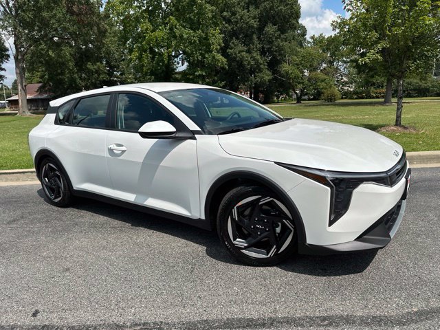 New 2026 Kia K4 EX FWD image 2