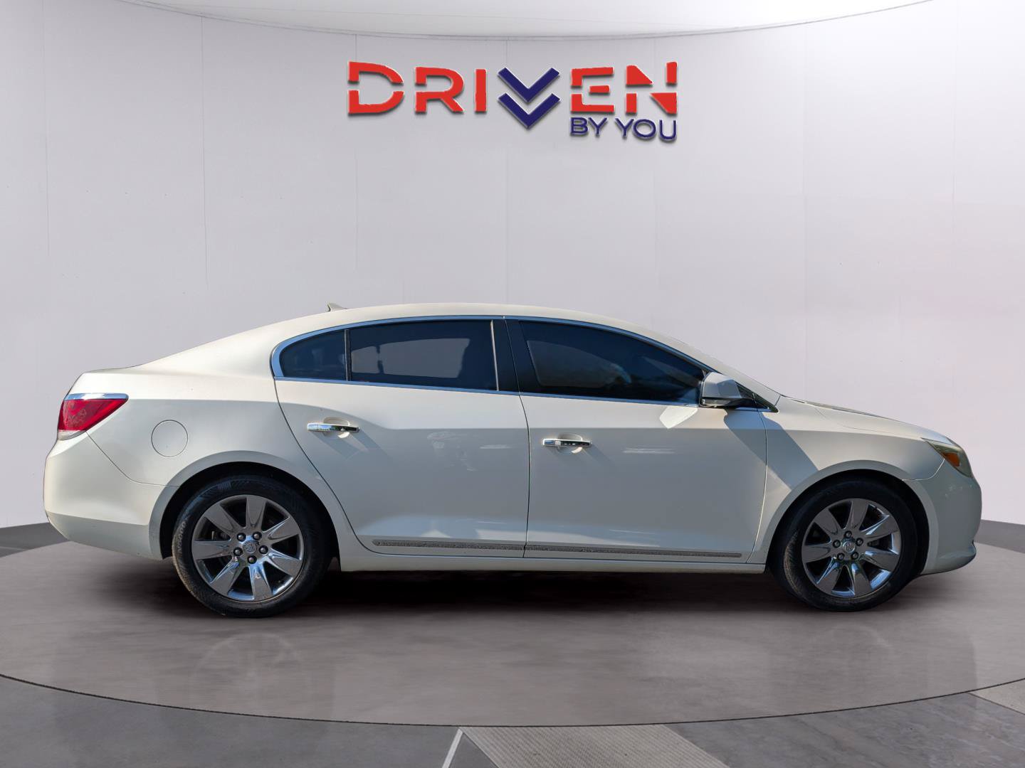 Used 2012 Buick LaCrosse Premium w/ Driver Confidence Package FWD image 6