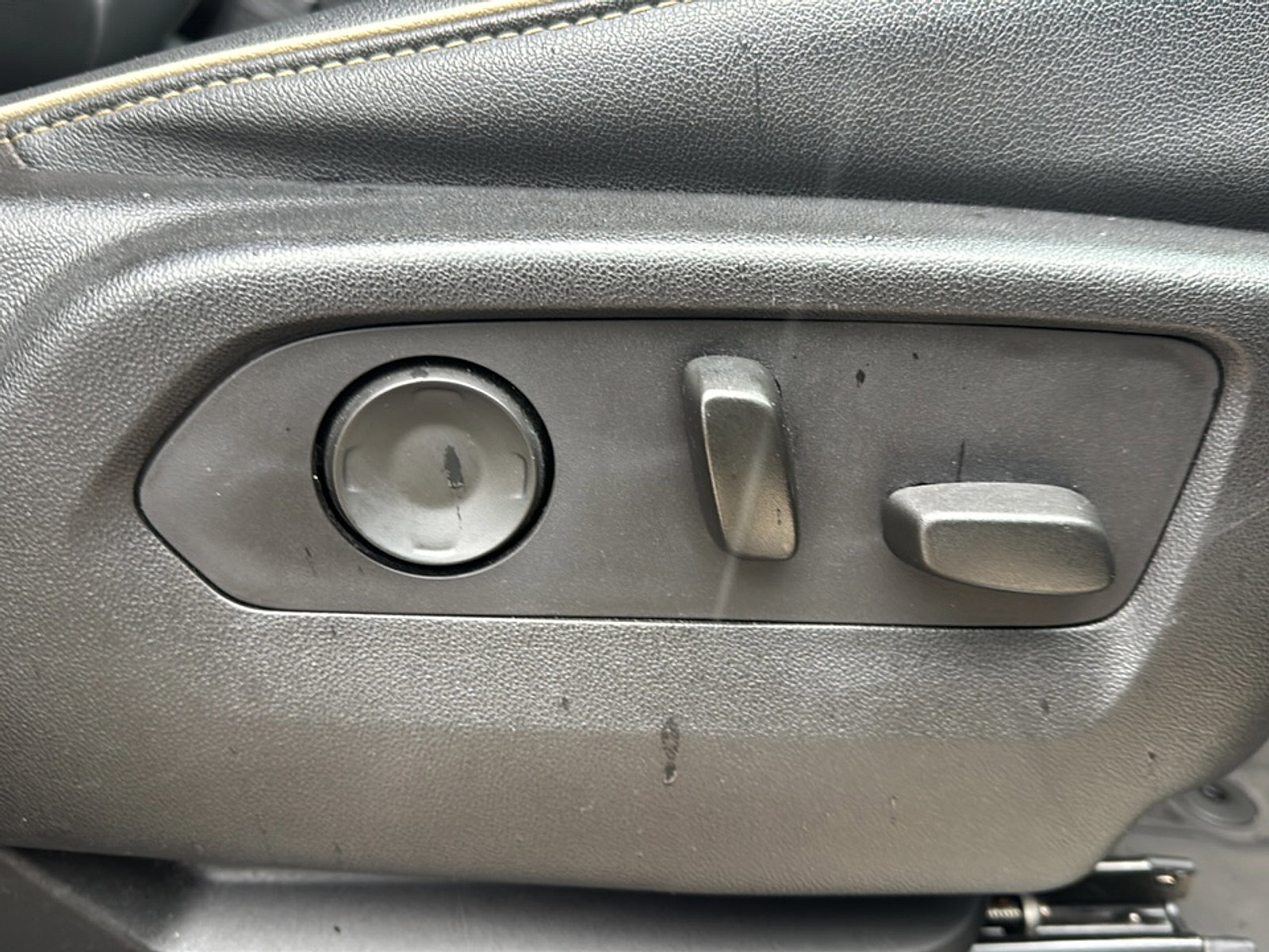 Used 2021 Chevrolet Tahoe Premier image 15