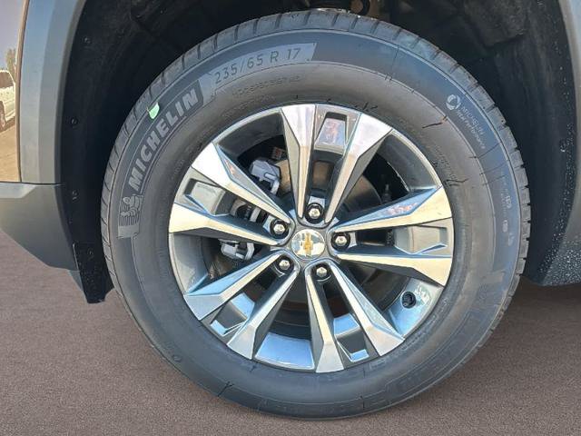 New 2027 Chevrolet Equinox LT w/ Safety and Technology Package AWD/4WD image 9