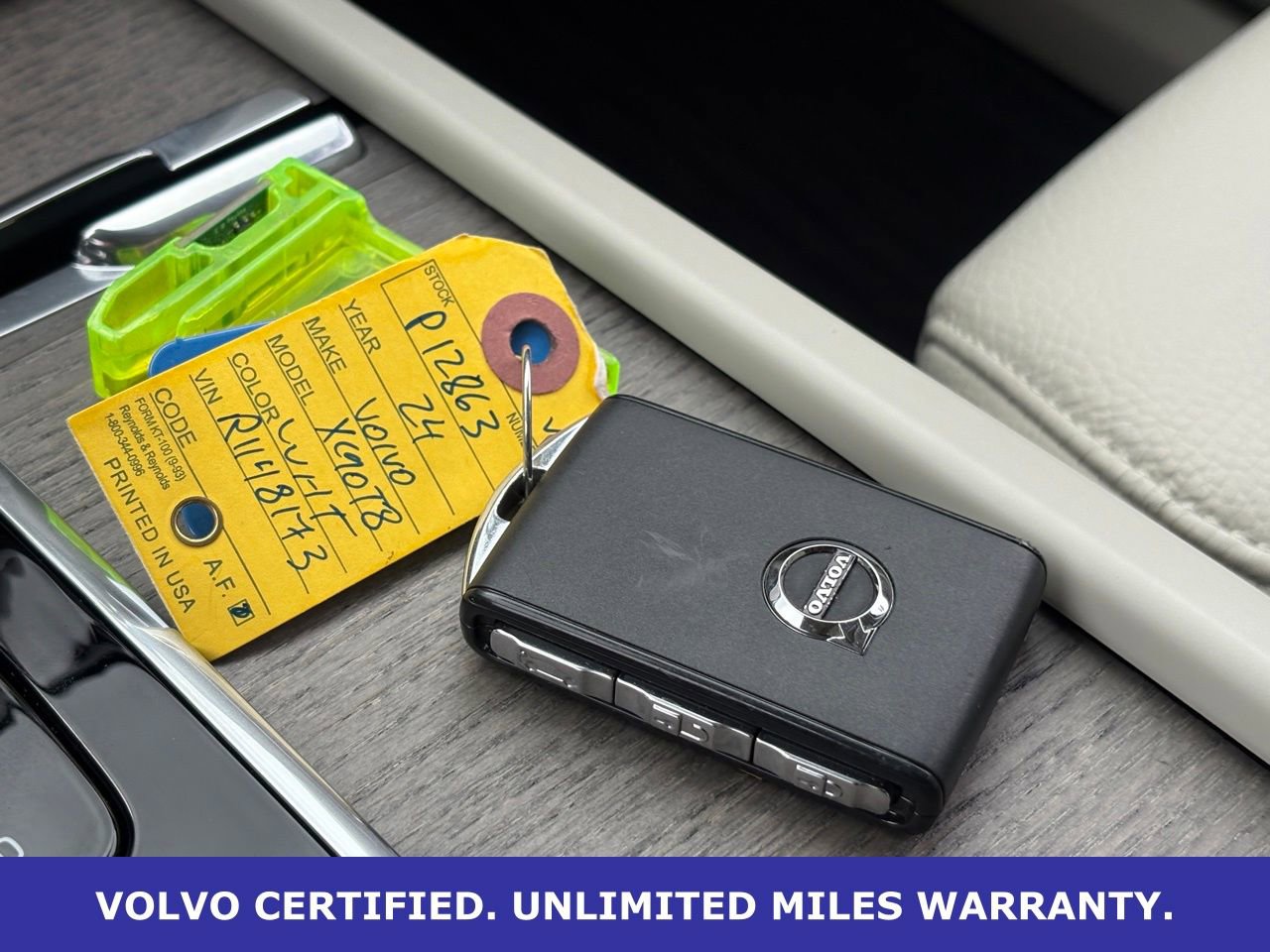 Certified 2024 Volvo XC90 T8 Plus w/ Protection Package Premier image 38