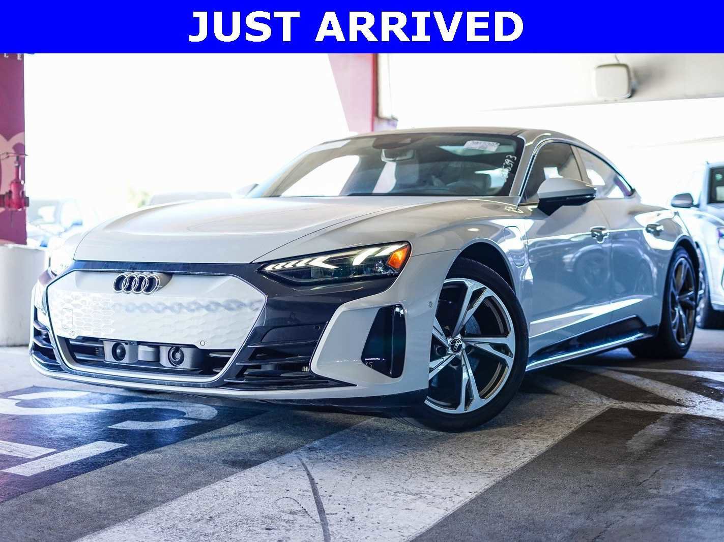 Used 2023 Audi e-tron GT Prestige w/ Prestige Package image 1