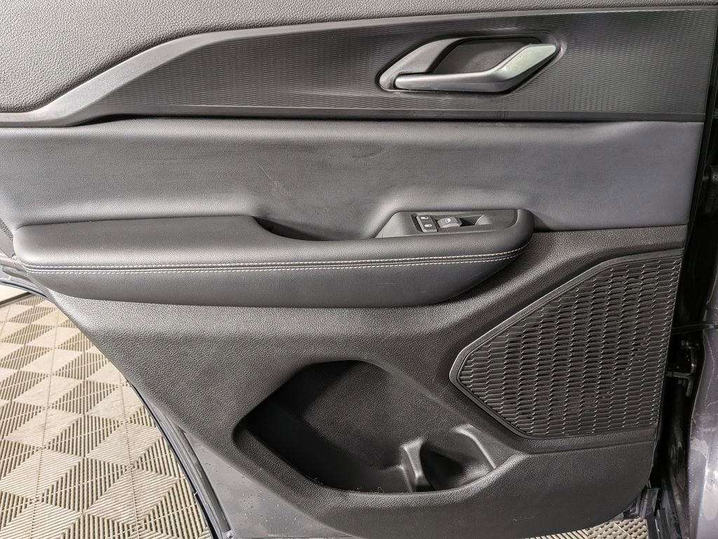 Certified 2024 Jeep Grand Cherokee Altitude image 36