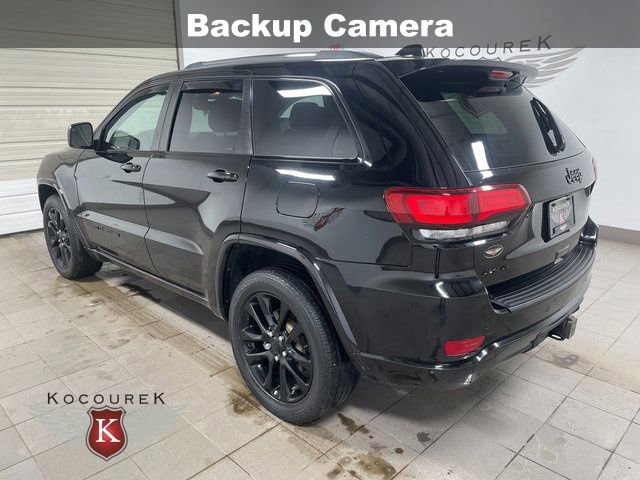 Used 2021 Jeep Grand Cherokee Altitude image 4